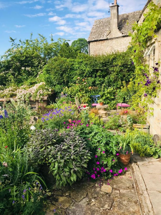 Dove Cottage Bisley  Dış mekan fotoğraf