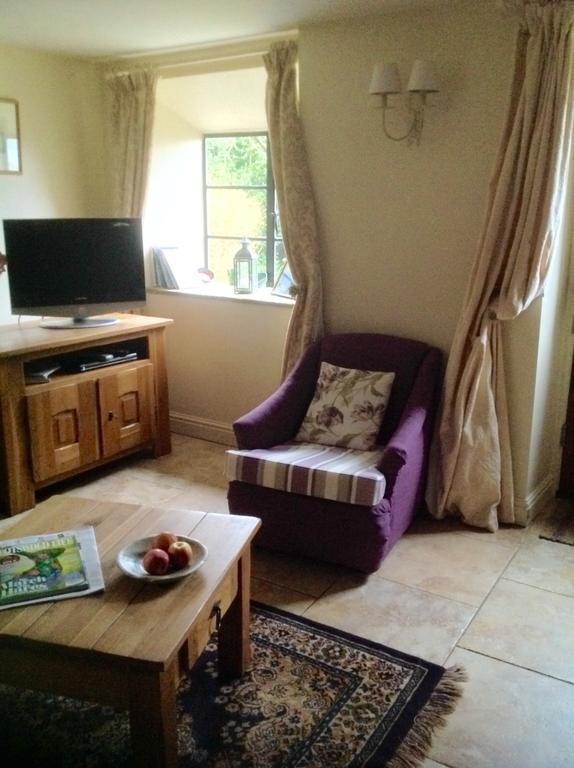 Dove Cottage Bisley  Dış mekan fotoğraf